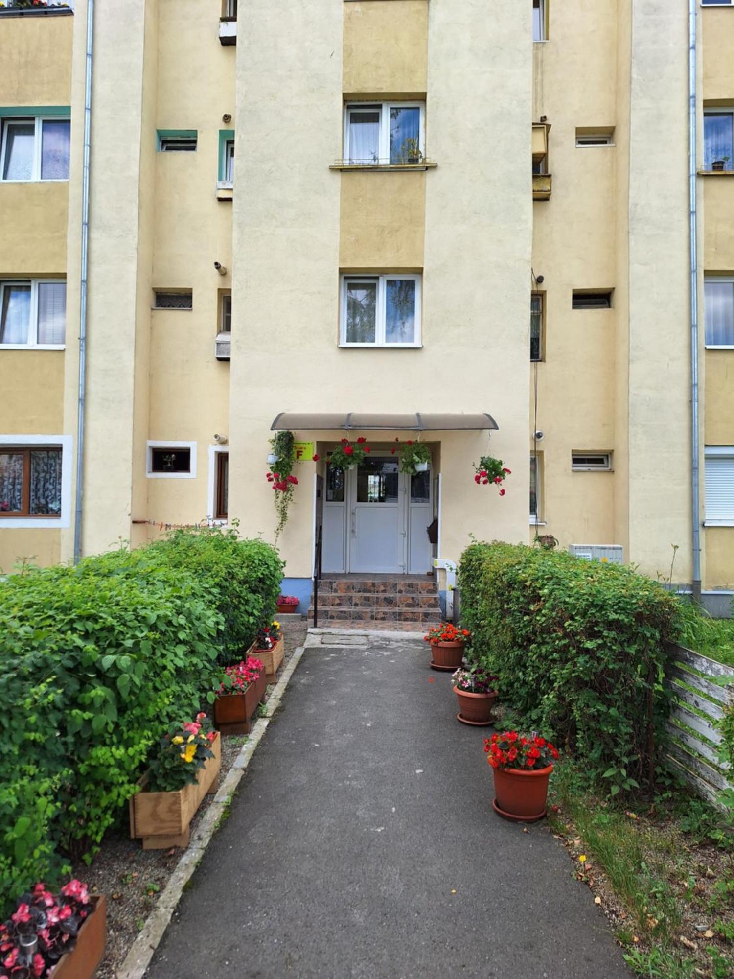 Aldine Comfort : Entire Apartment With 2 Bedrooms Sibiu Exterior foto